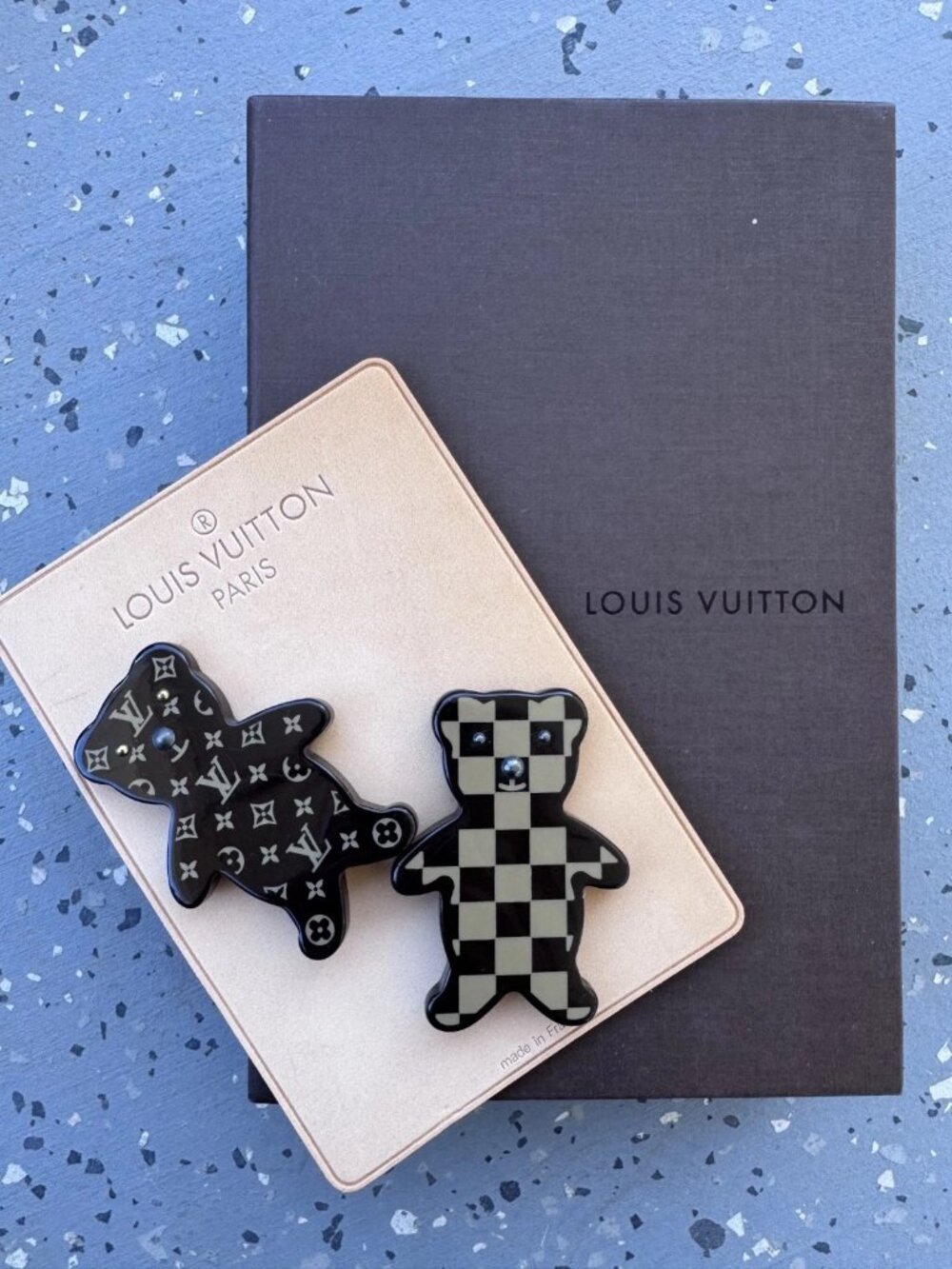 Authentic Louis Vuitton M64939 Broche Nounours Teddy Bear Brooch Pin Set w/ Box